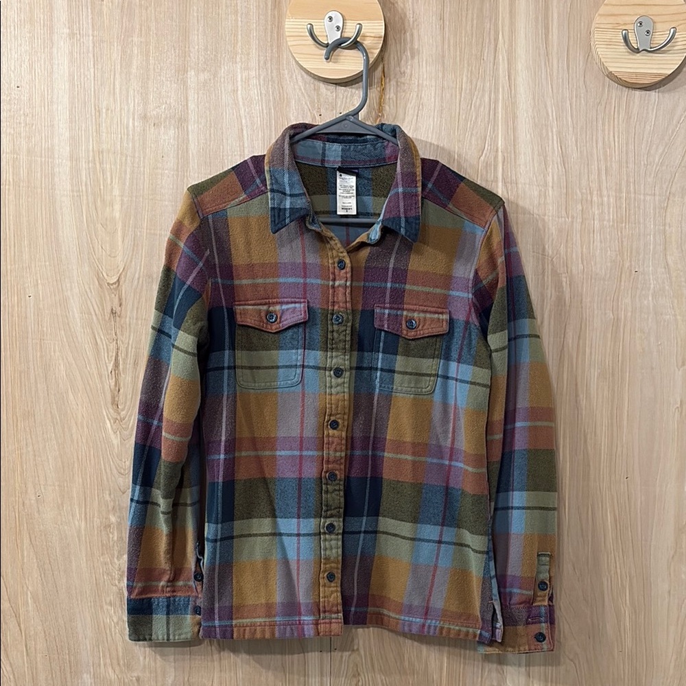 Patagonia Women's Organic Cotton Plaid Shirt